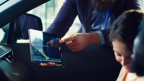 Dallas Auto Retail: Digital Innovation Meets Local Touch