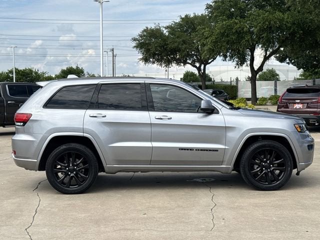 2020 Jeep Grand Cherokee Altitude 4x2