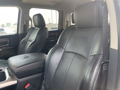 2018 RAM 1500 Laramie Crew Cab 4x4 5'7" Box