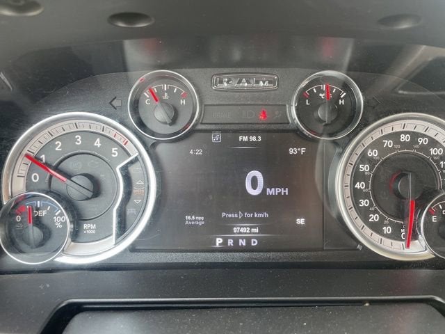 2018 RAM 1500 Laramie Crew Cab 4x4 5'7" Box