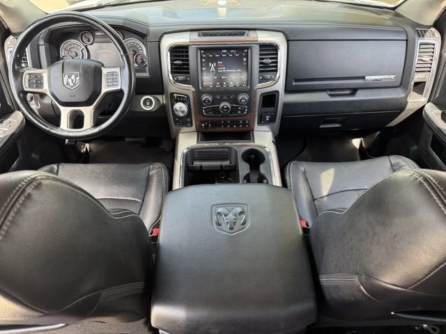 2018 RAM 1500 Laramie Crew Cab 4x4 5'7" Box