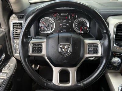 2018 RAM 1500 Laramie Crew Cab 4x4 5'7" Box