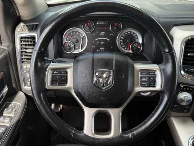 2018 RAM 1500 Laramie Crew Cab 4x4 5'7" Box
