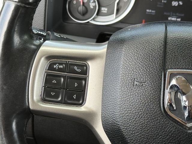2018 RAM 1500 Laramie Crew Cab 4x4 5'7" Box