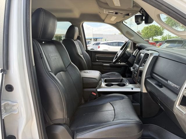 2018 RAM 1500 Laramie Crew Cab 4x4 5'7" Box