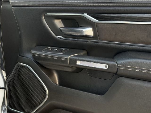 2024 RAM 1500 Laramie Crew Cab 4x4 5'7" Box