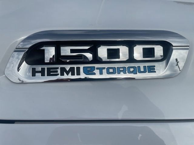 2024 RAM 1500 Laramie Crew Cab 4x4 5'7" Box