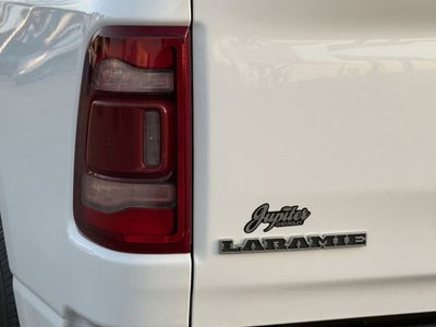 2024 RAM 1500 Laramie Crew Cab 4x4 5'7" Box