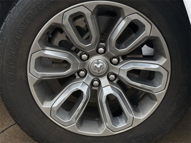 2021 RAM 1500 Laramie Crew Cab 4x4 5'7" Box