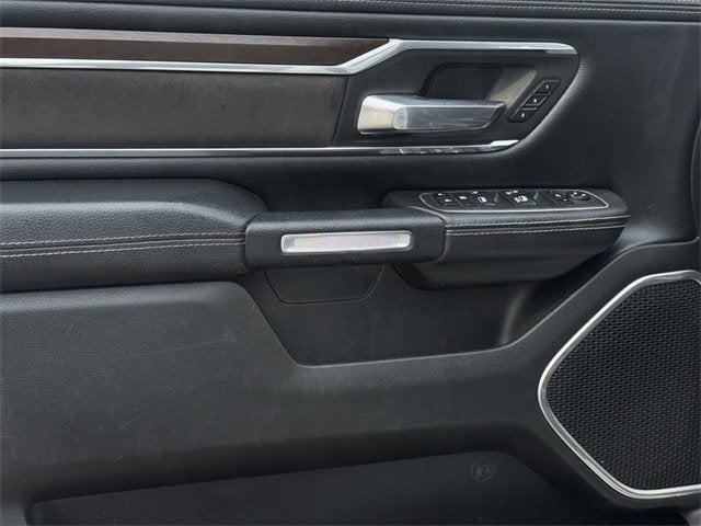 2021 RAM 1500 Laramie Crew Cab 4x4 5'7" Box