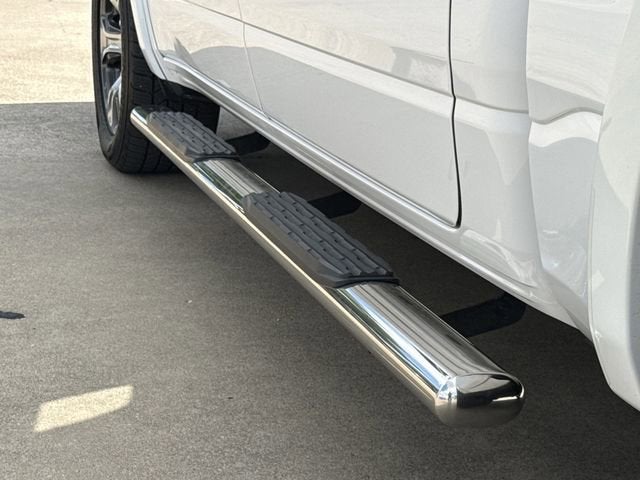 2022 RAM 1500 Laramie Crew Cab 4x4 5'7" Box