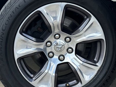 2022 RAM 1500 Laramie Crew Cab 4x4 5'7" Box