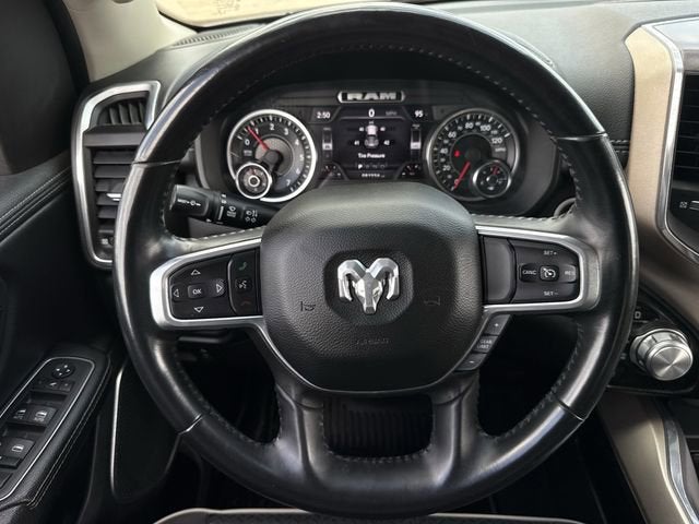 2022 RAM 1500 Laramie Crew Cab 4x4 5'7" Box