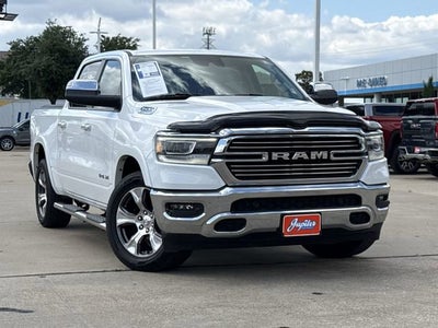 2022 RAM 1500 Laramie Crew Cab 4x4 5'7" Box