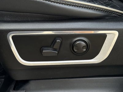 2022 RAM 1500 Laramie Crew Cab 4x4 5'7" Box