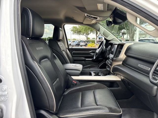 2022 RAM 1500 Laramie Crew Cab 4x4 5'7" Box