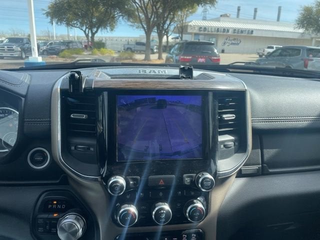 2019 RAM 1500 Laramie Crew Cab 4x4 5'7" Box