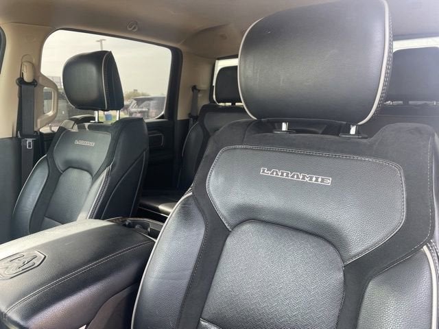 2019 RAM 1500 Laramie Crew Cab 4x4 5'7" Box
