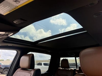2022 RAM 1500 Limited Longhorn Crew Cab 4x4 5'7" Box