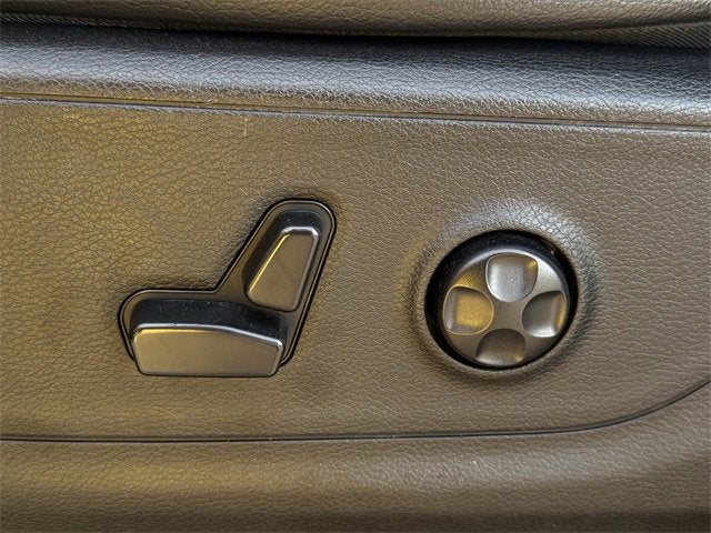 2020 RAM 1500 Rebel Crew Cab 4x4 5'7" Box