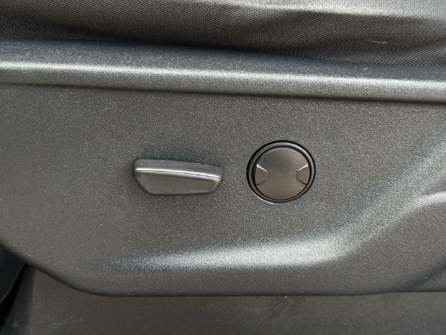 2025 Ford F-150 XLT - Photo 28