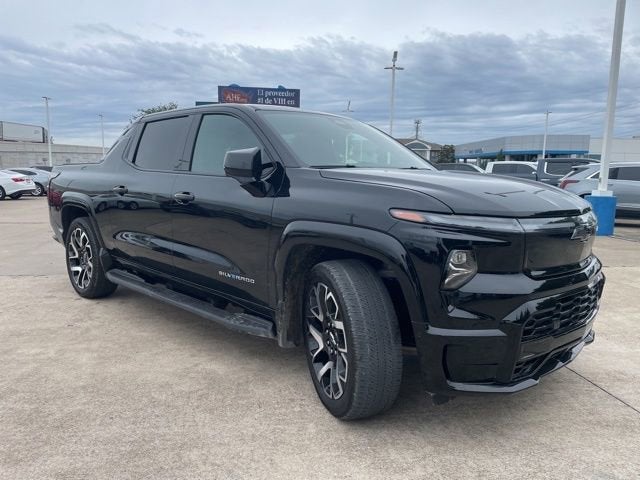 2025 Chevrolet Silverado EV RST - Max Range