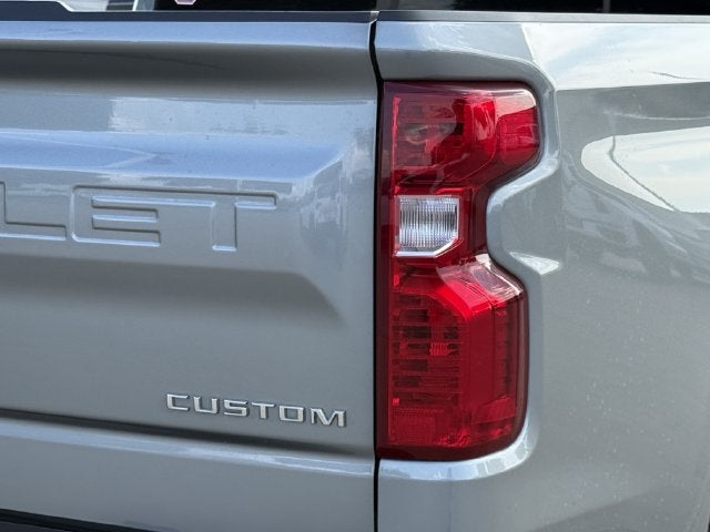 2025 Chevrolet Silverado 1500 Custom - Photo 11
