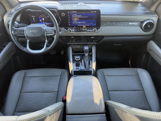 2025 Chevrolet Colorado ZR2 - Photo 13