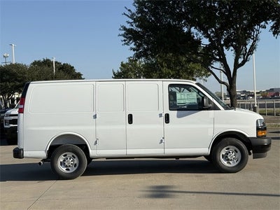 2025 Chevrolet Express Cargo 2500 WT