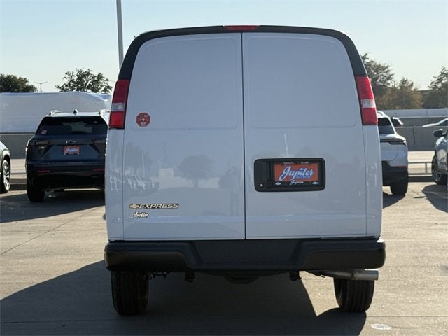 2025 Chevrolet Express Cargo 2500 WT