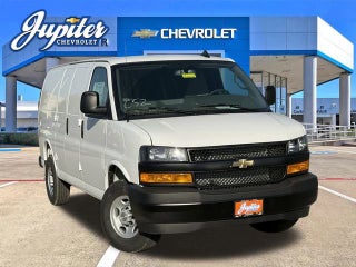 2025 Chevrolet Express Cargo WT