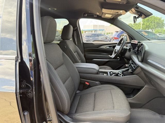 2024 Chevrolet Traverse LS