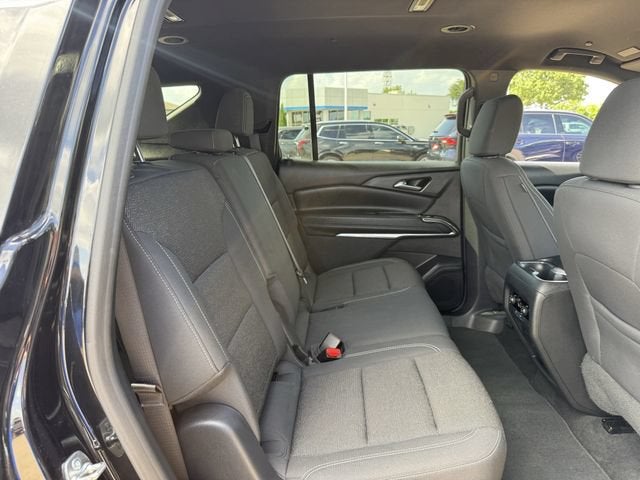 2024 Chevrolet Traverse LS
