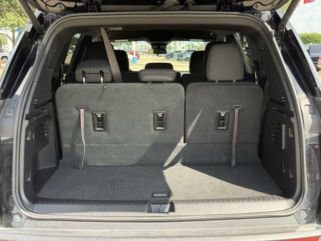 2024 Chevrolet Traverse LS