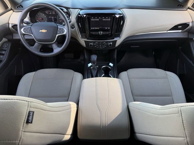 2022 Chevrolet Traverse LS