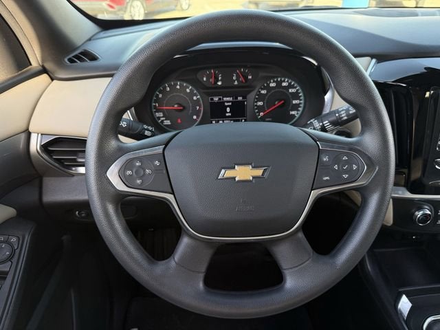 2022 Chevrolet Traverse LS