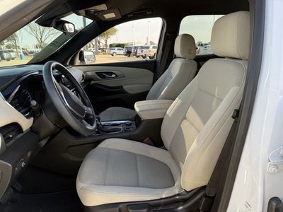 2022 Chevrolet Traverse LS