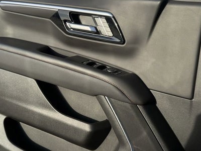 2025 Chevrolet Suburban RST