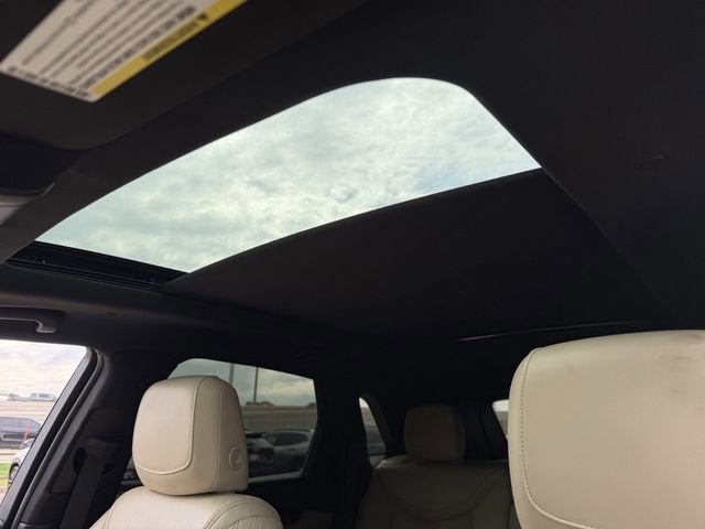 2017 Cadillac XT5 Luxury - Photo 24