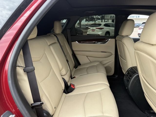 2017 Cadillac XT5 Luxury - Photo 32