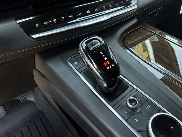 2022 Cadillac Escalade Premium Luxury Platinum