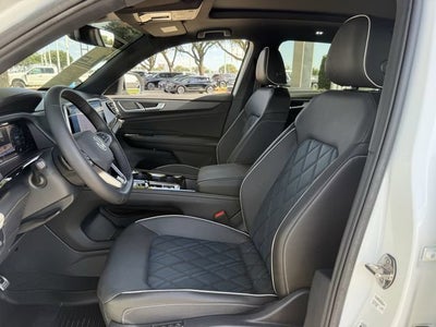 2026 Volkswagen Atlas Cross Sport SEL Premium R-Line