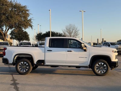 2026 Chevrolet Silverado 2500 HD Custom