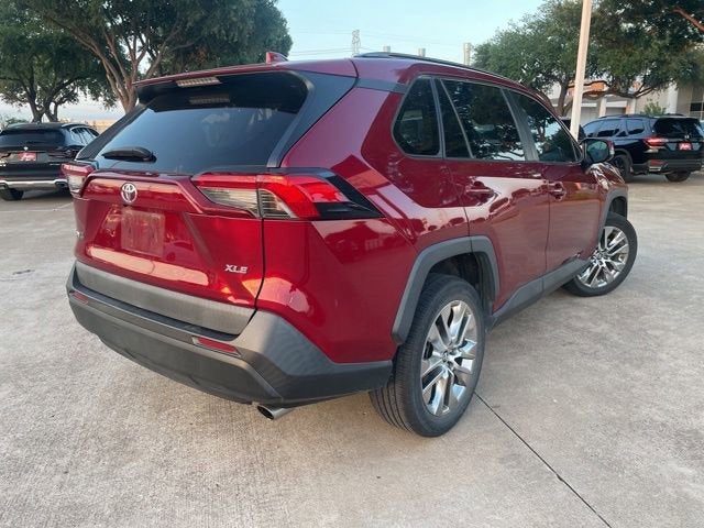 2020 Toyota RAV4 XLE Premium
