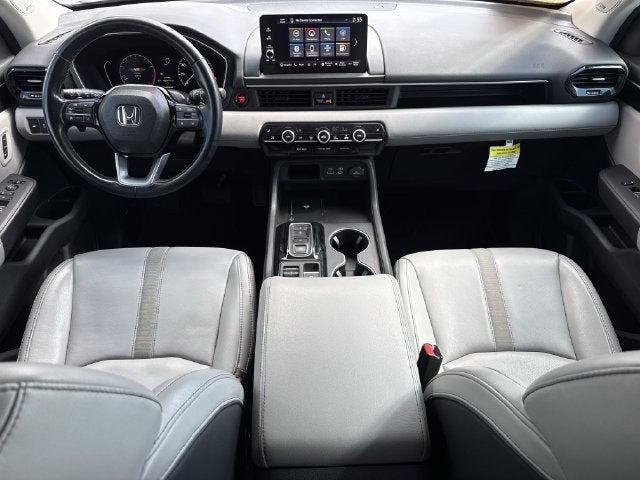 2025 Honda Pilot Touring - Photo 12