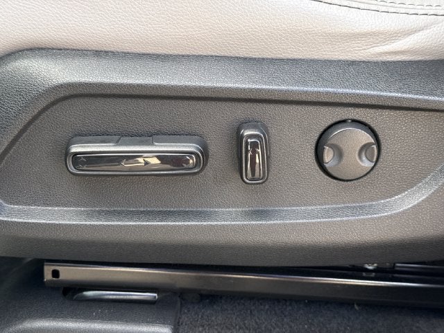 2025 Honda Pilot Touring - Photo 31