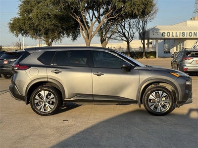 2021 Nissan Rogue SV FWD