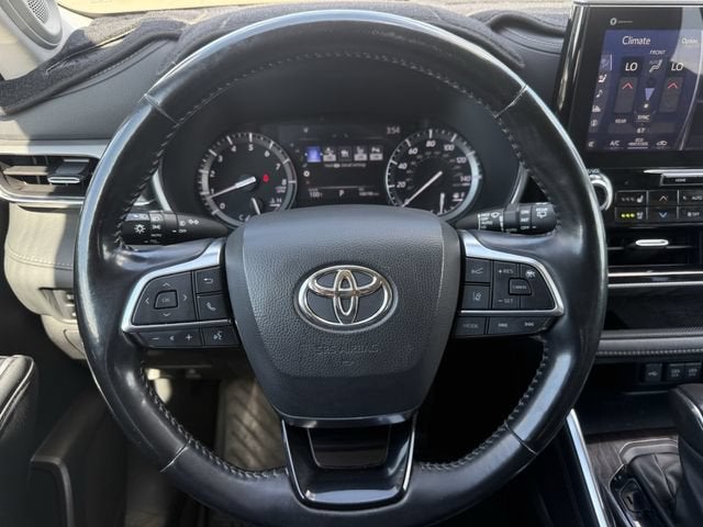 2021 Toyota Highlander Platinum
