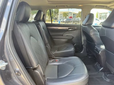 2021 Toyota Highlander Platinum