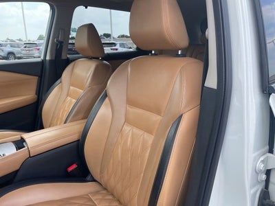 2023 Nissan Rogue Platinum FWD